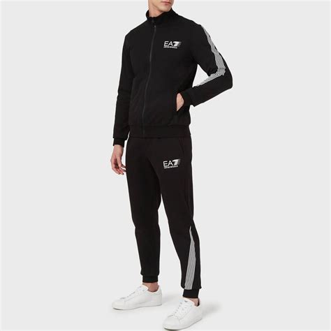 trening armani